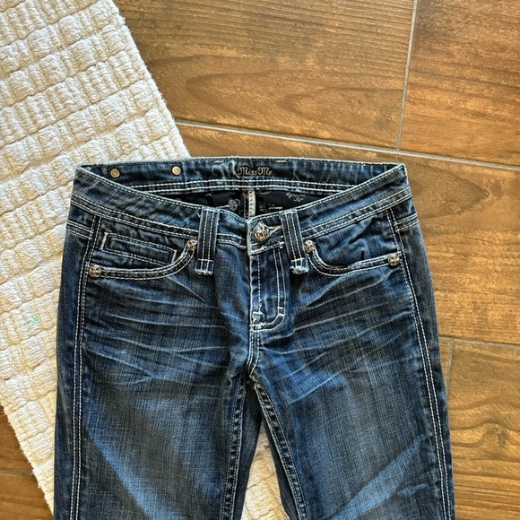 Miss Me jeans Size 26 33” inseam - Picture 3 of 12